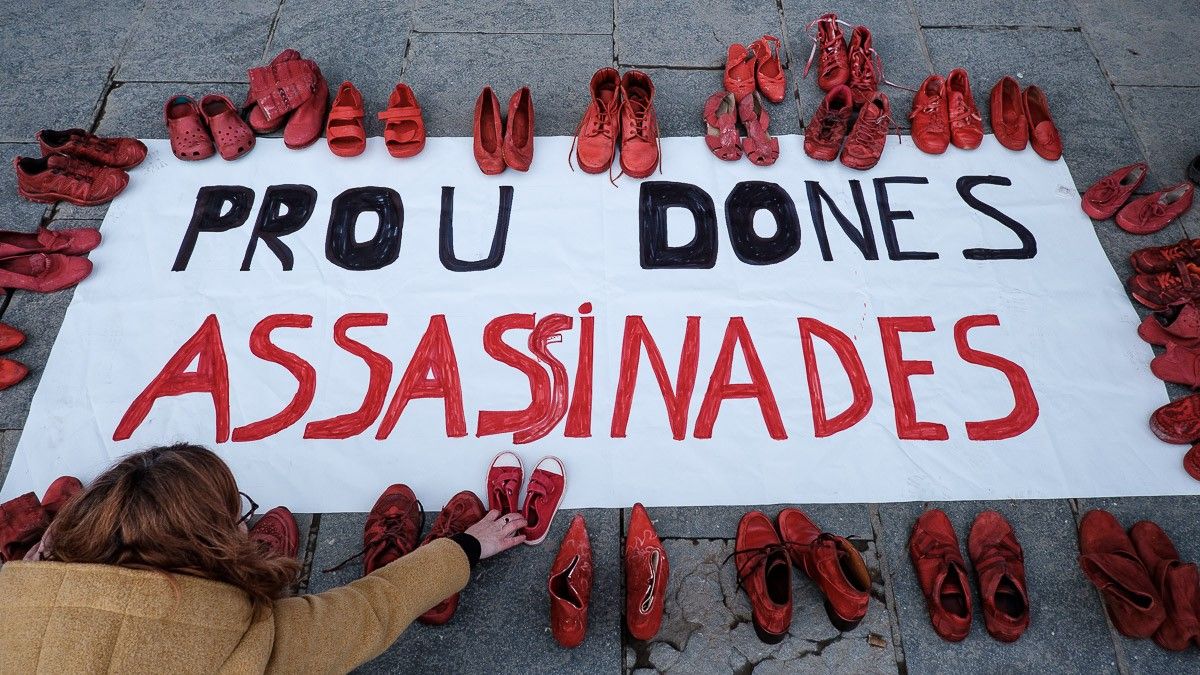 Protesta a Vic per denunciar l'escalada de feminicidis