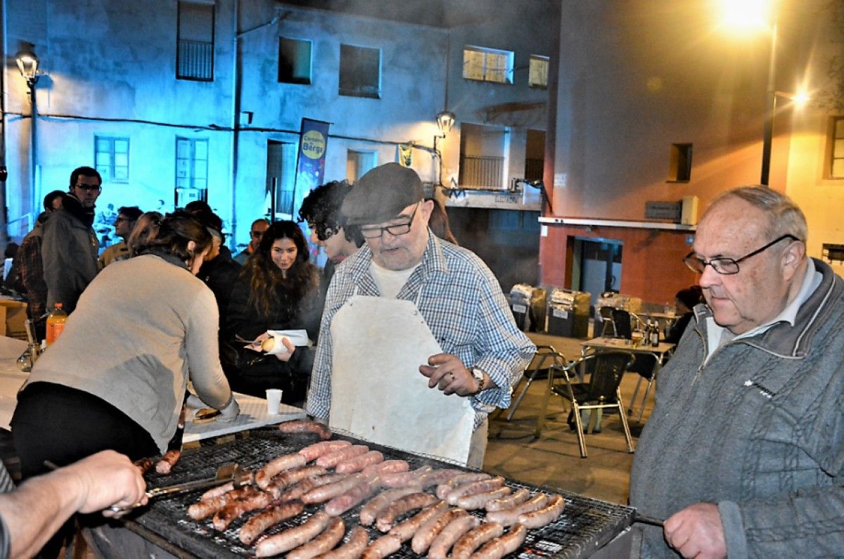 El dijous gras es menja botifarra d'ou i truita de patata