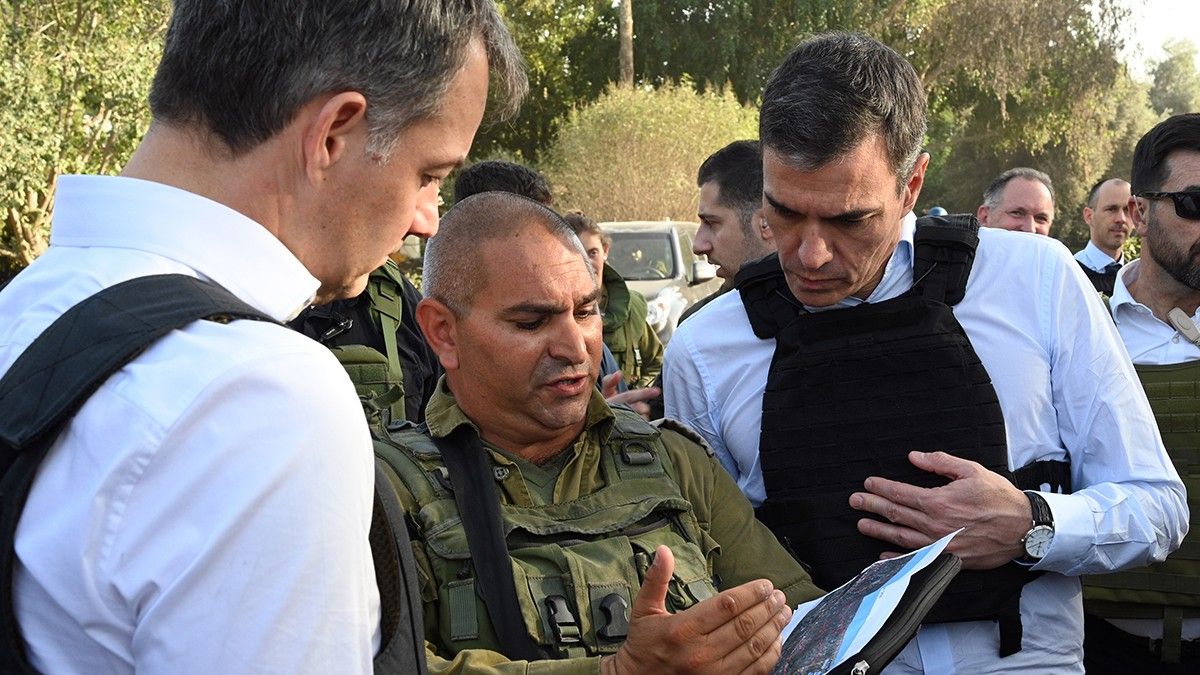 Pedro Sánchez durant la seva visita a la zona en conflicte entre Israel i Palestina