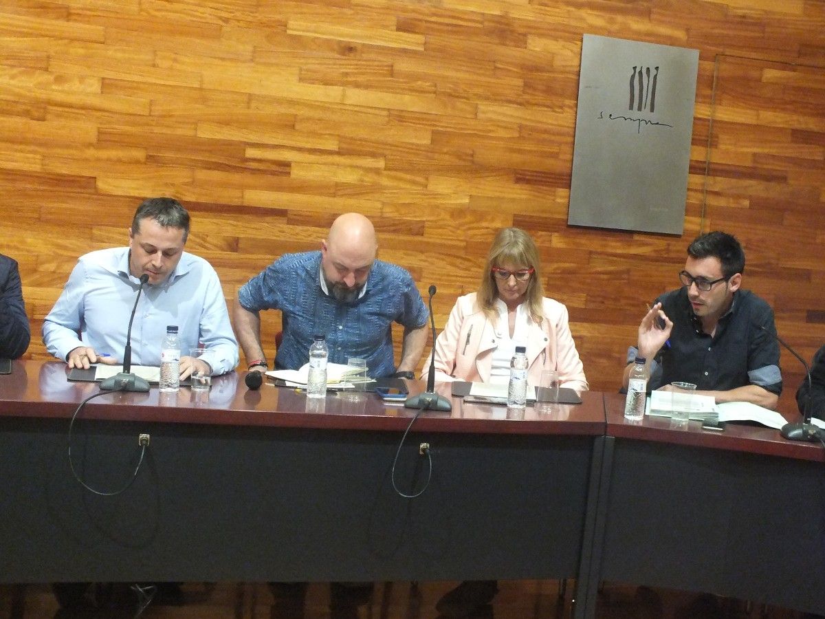 La discussió entre Ramon Roqué (MES) i Sergi Albrich (ERC) pel contingut de l'acta del ple juliol ha augmentat la tensió de la sessió