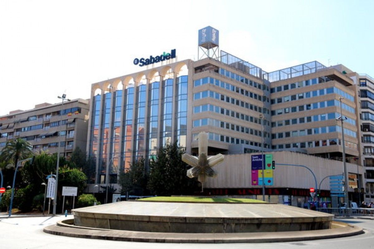 La nova seu del Banc Sabadell a Alacant.