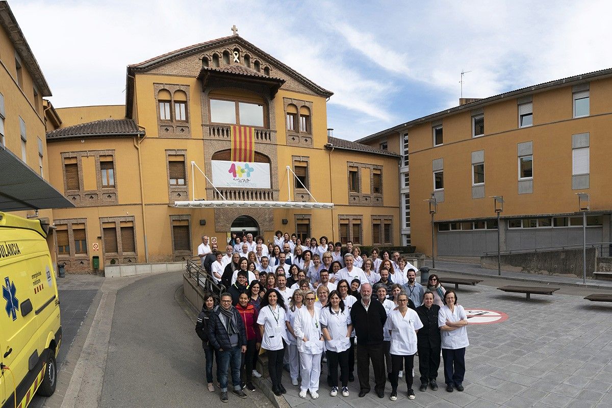 Bona part dels professionals de l'Hospital de Campdevànol, en una foto just abans de la pandèmia