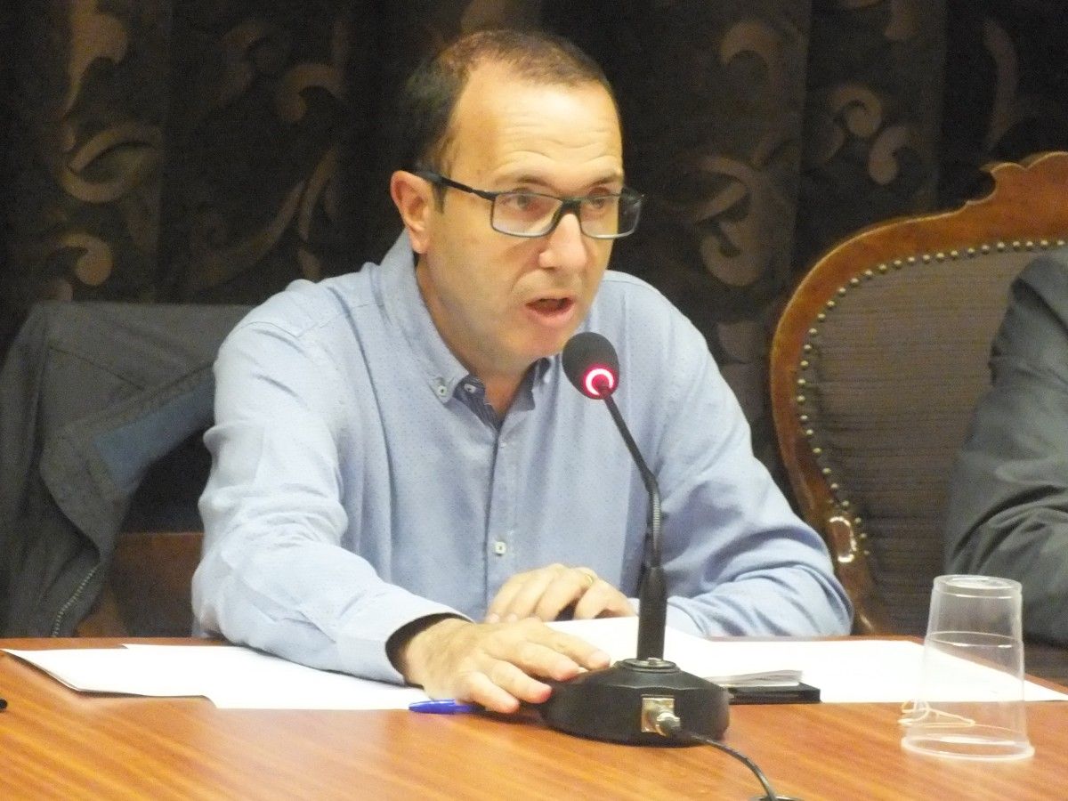 El regidor d'Hisenda, Josep Maria Creixans (PDeCAT), ha explicat les modificacions que han patit les ordenances fiscals per l'any 2018