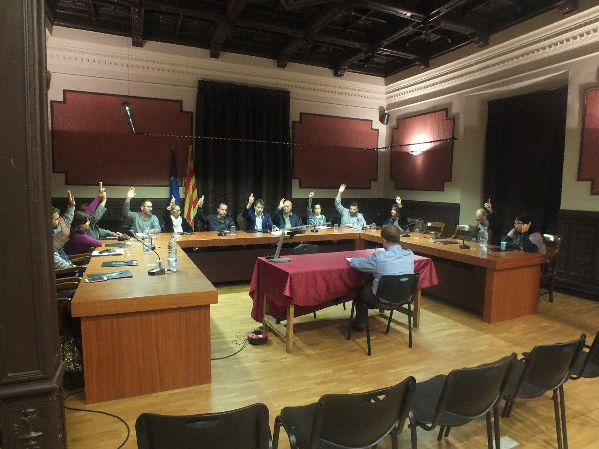 El ple de l'Ajuntament de Ripoll ha rebutjat per unanimitat l'empresonament d'una gran part de membres del Govern de la Generalitat 