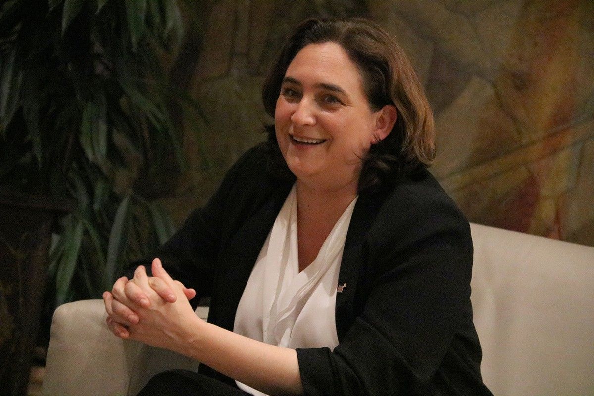 L'alcaldessa de Barcelona, Ada Colau, en la reunió amb Quim Torra