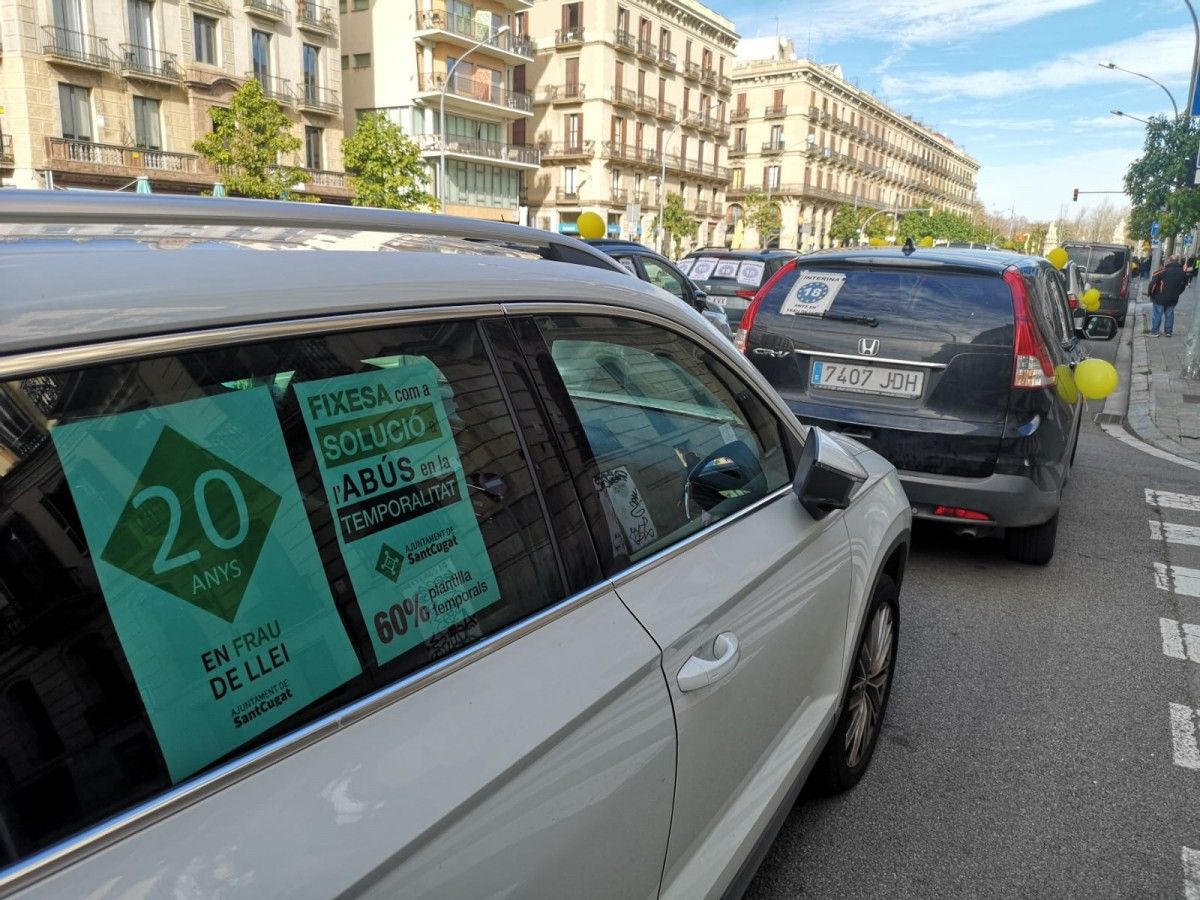 La caravana de vehicles ha paralitzat diversos carrers del centre de Barcelona