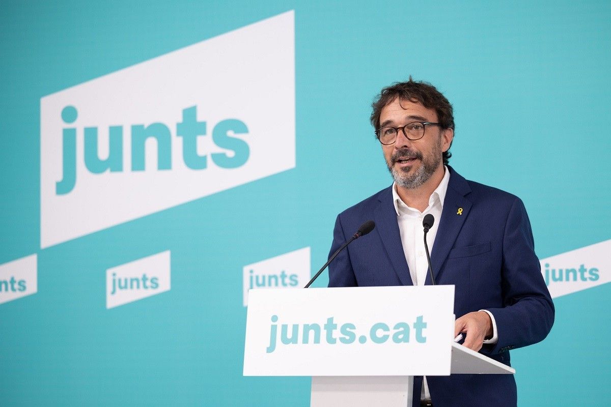 Josep Rius, a la seu de Junts.