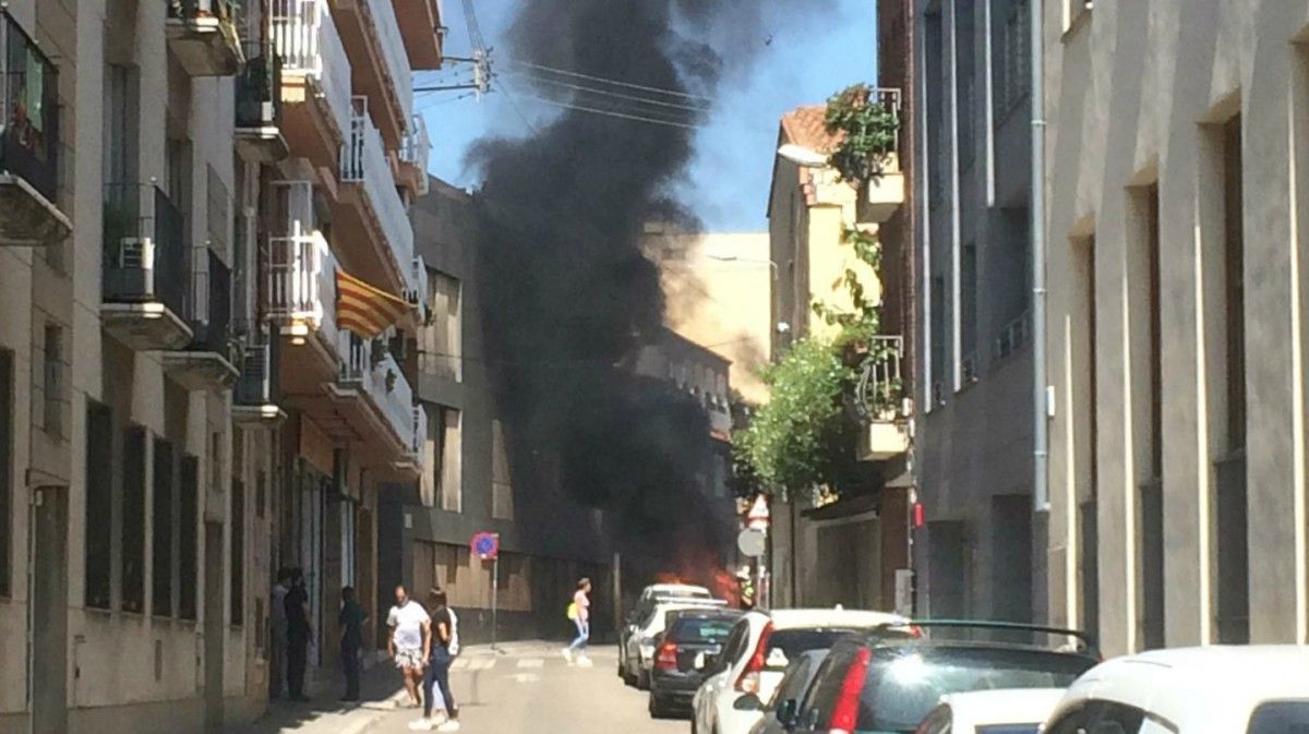 Les flames al centre de Sabadell