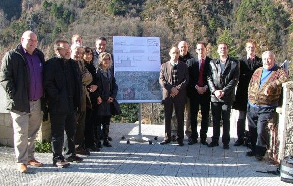 Foto de família en la presentació del nou edifici del CEINR