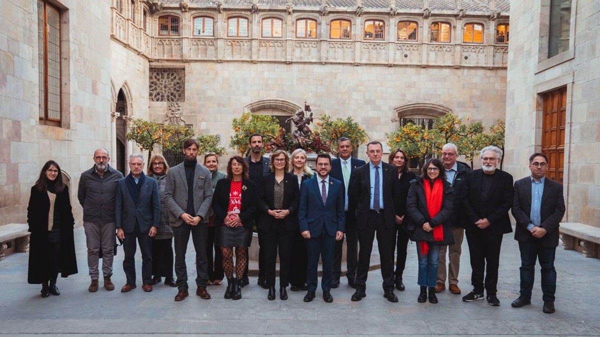 Reunió de Pere Aragonès i Meritxell Serret amb la comunitat catalana a l'exterior.