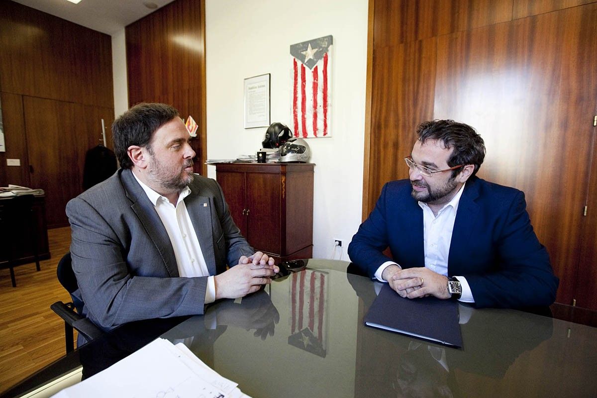 Oriol Junqueras, en la visita a l'alcalde de Sabadell, Juli Fernàndez