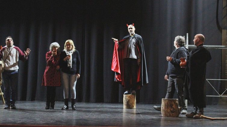 Representació d'una escena dels Pastorets de Roda de Ter.