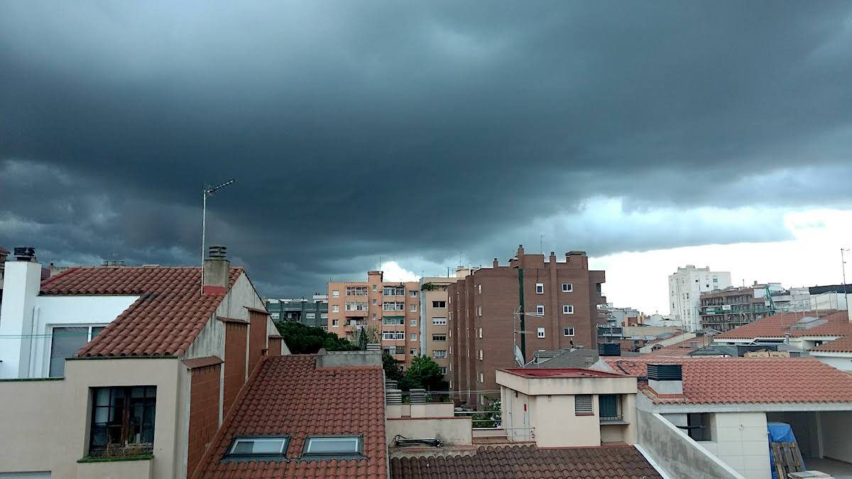 Núvols de tempesta sobre Sabadell.