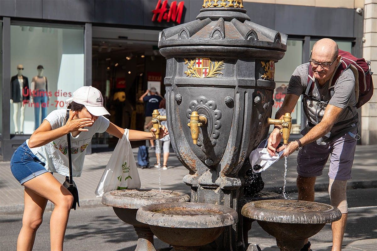 Turistes al centre de Barcelona.