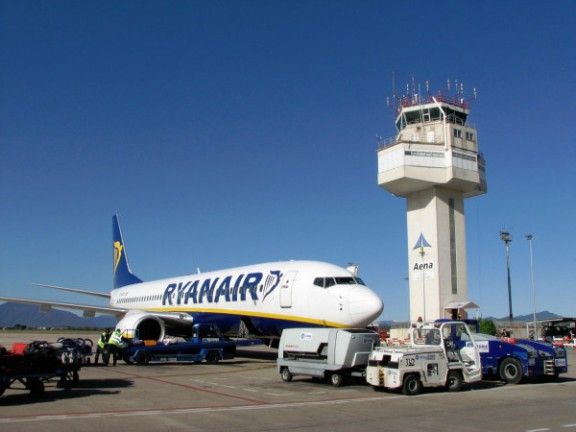 L'aeroport Girona-Costa Brava, situat a Vilobí d'Onyar (Selva)
