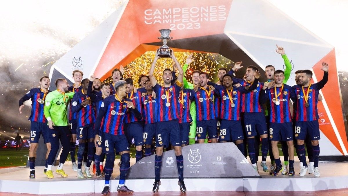 El Barça celebrant el títol de la Supercopa d'Espanya el gener del 2023 a l'Aràbia Saudita