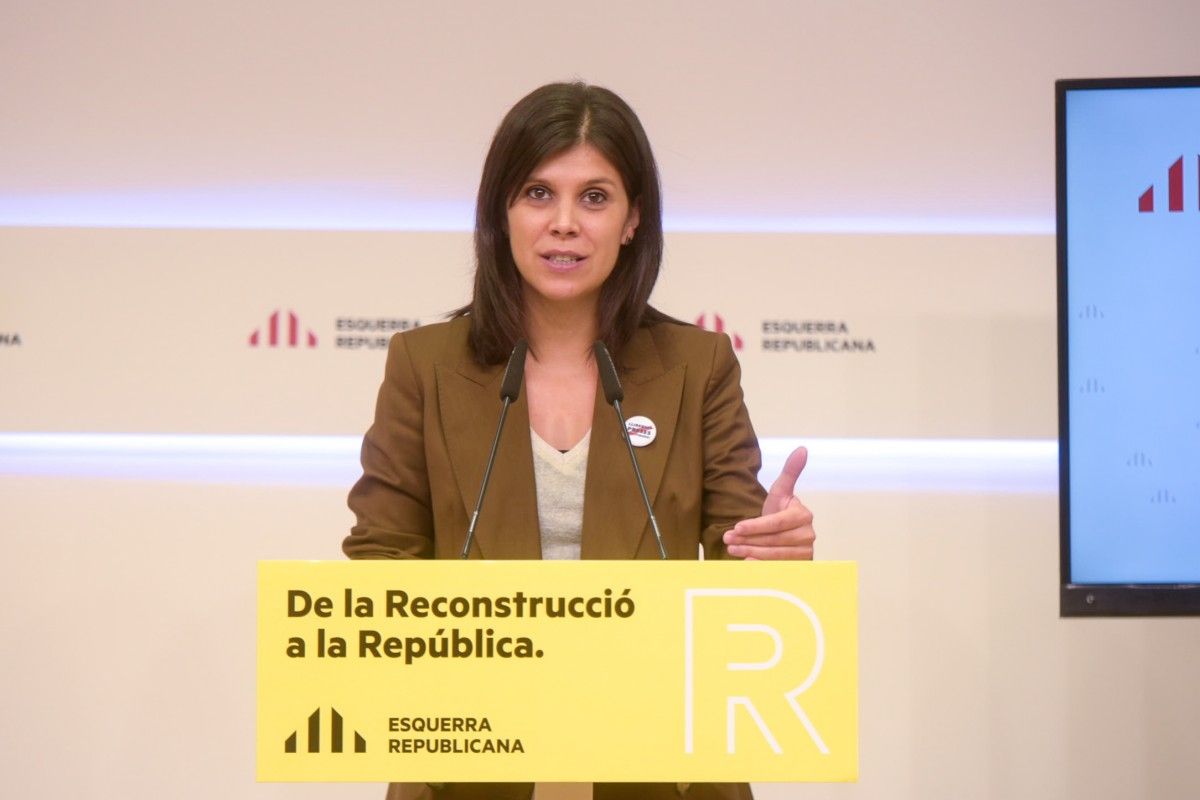 La secretària general adjunta d'ERC, Marta Vilalta, en roda de premsa
