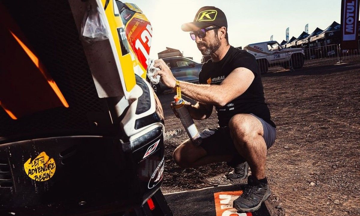 El pilot Carles Falcón, durant el Dakar