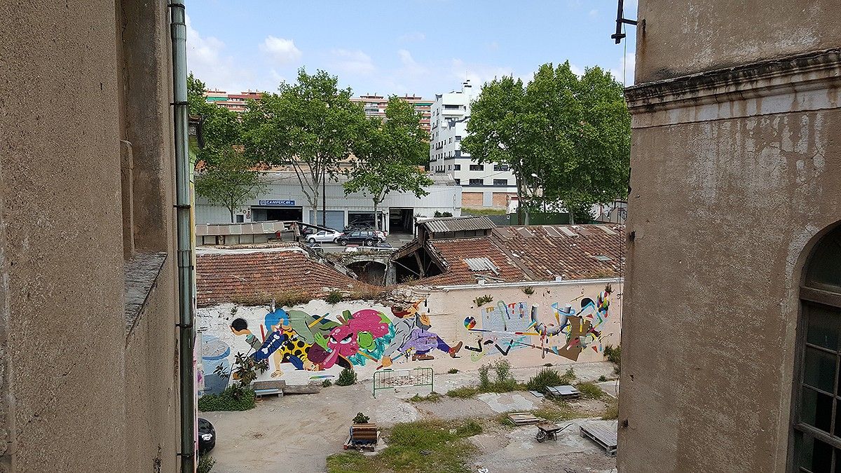 Esfondrament de l'abril de part de la nau Foseco del recinte de La Escocesa