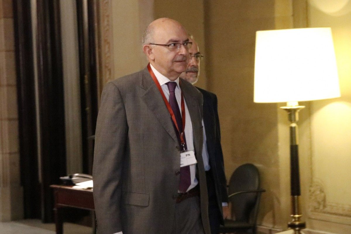 Miguel Ángel Gimeno, a la Comissió d'Afers Institucionals del Parlament