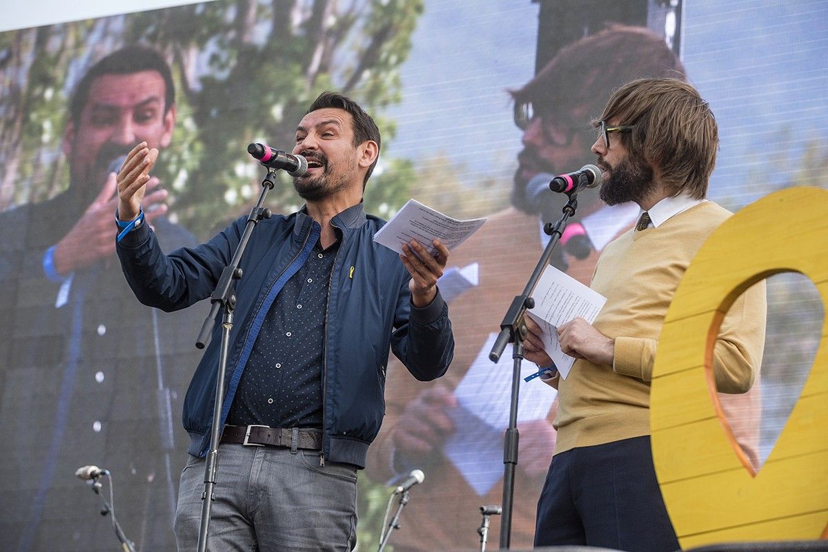 Óscar Andreu i Óscar Dalmau, durant un acte contra la cultura de la repressió