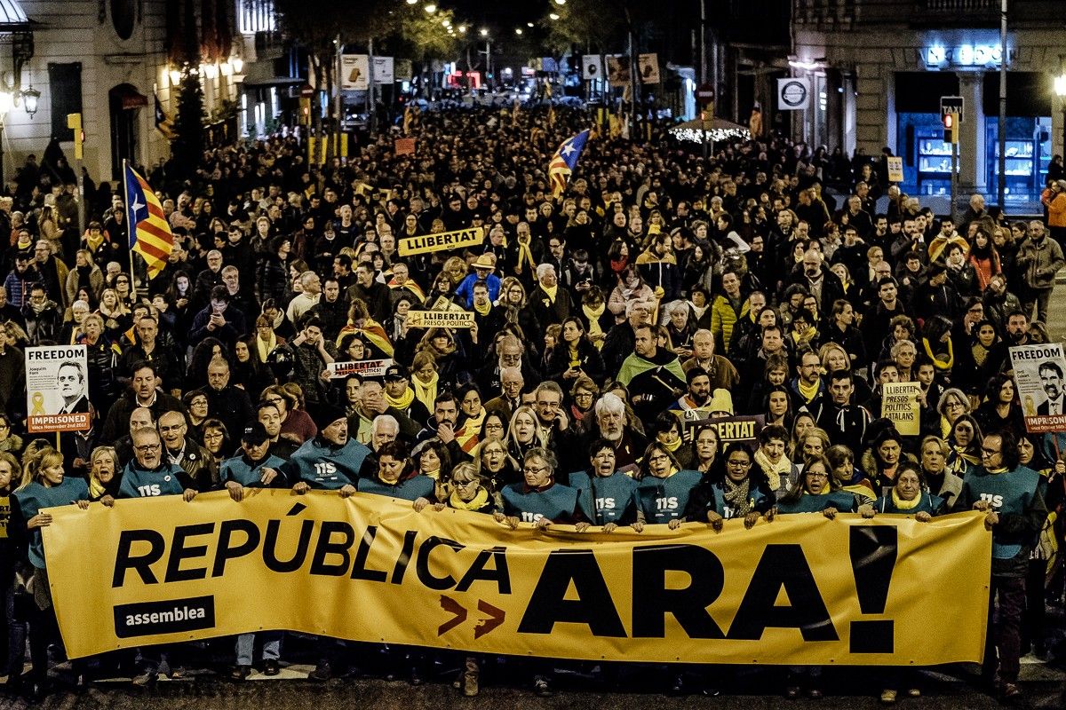 Manifestació en favor de la República a Barcelona. 
