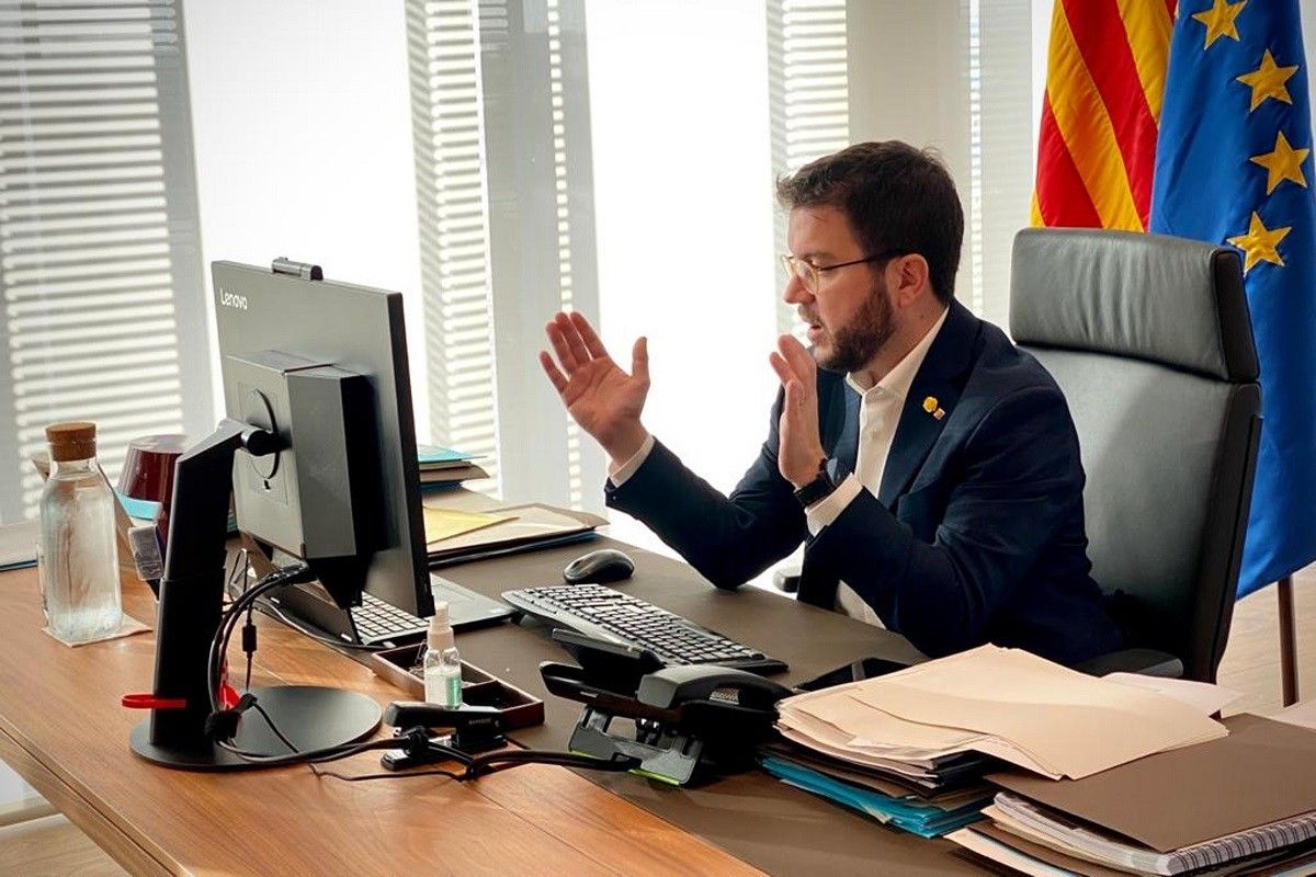 El vicepresident del Govern, Pere Aragonès, al seu despatx