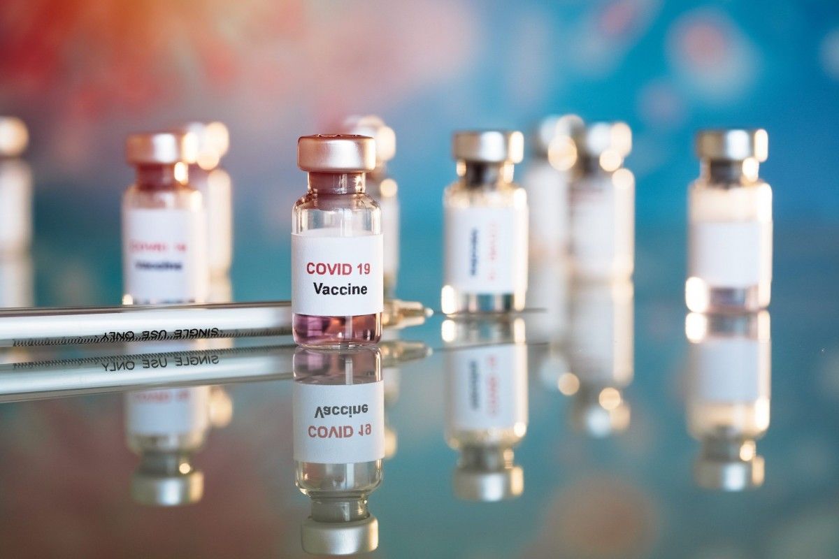 La vacunació de a Covid-19 reobre un debat a l'àmbit de la bioètica